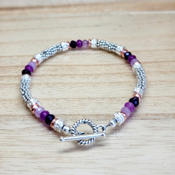 Purple Ombre Beaded Gemstone Toggle Bracelet - Picture 9 of 10